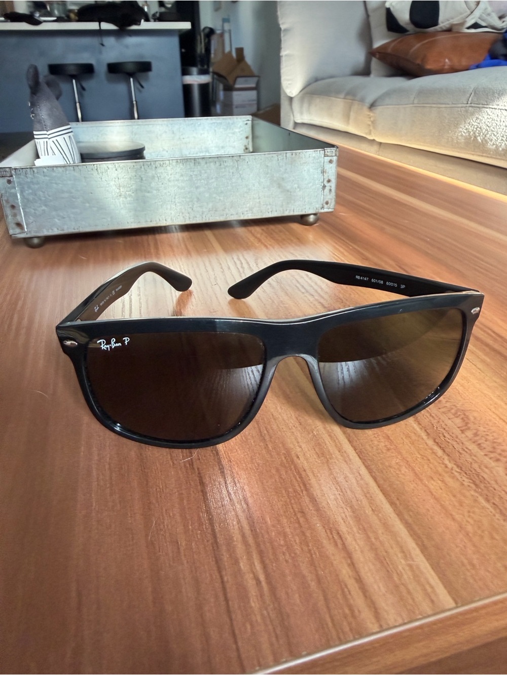 Ray-Ban Polarized Black Sunglasses RB4147